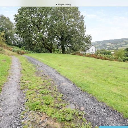 Molehill Lodge Swansea Exterior photo